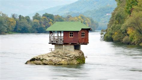 tiniest houses in the world.